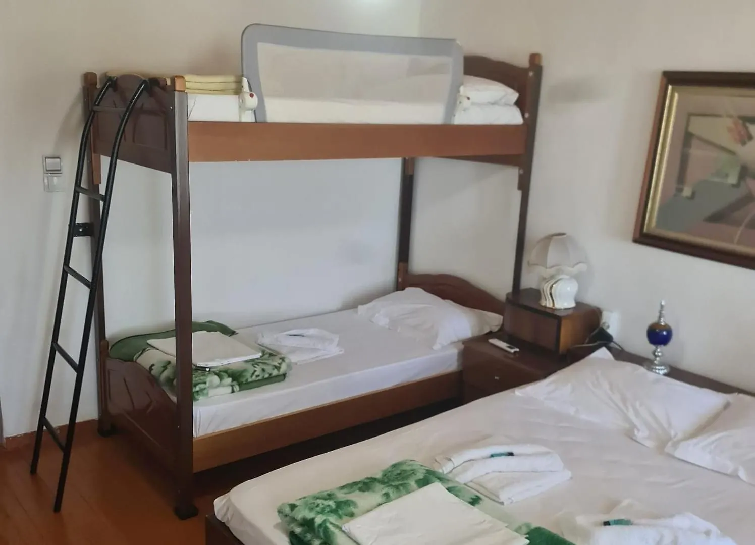 Hotel Grandpas House Gjirokastra 0*,
